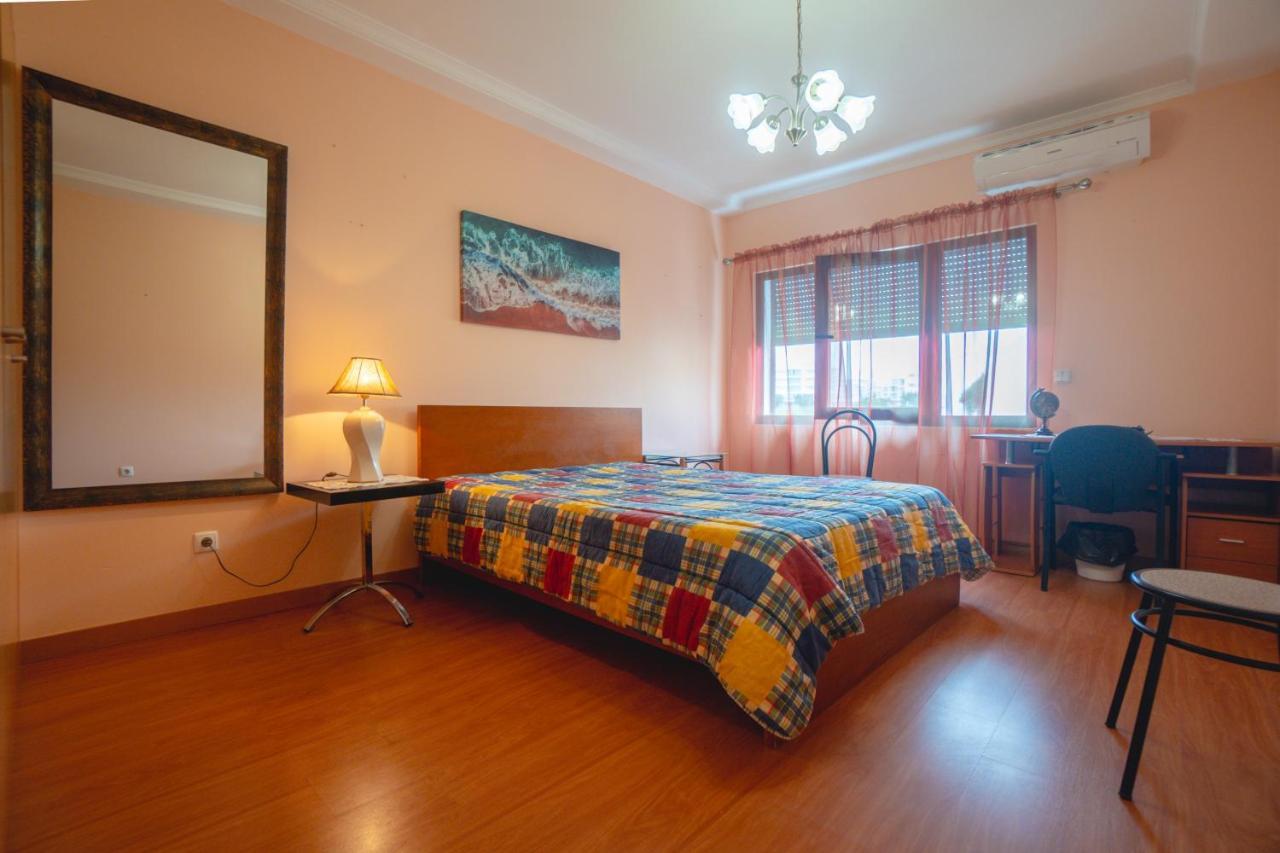 Large Modern Ponta Delgada Apartment Eksteriør billede