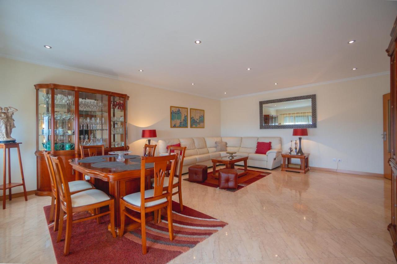Large Modern Ponta Delgada Apartment Eksteriør billede