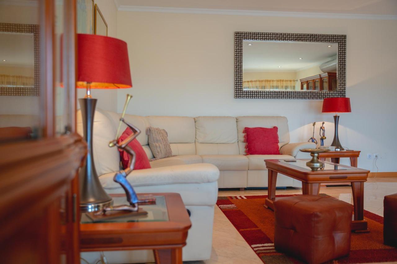 Large Modern Ponta Delgada Apartment Eksteriør billede